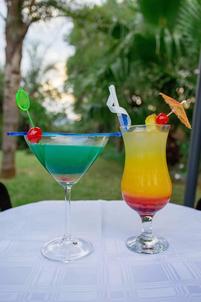 Three Oaks And An Aloe Boutique Hotel Hartbeespoort Exterior photo